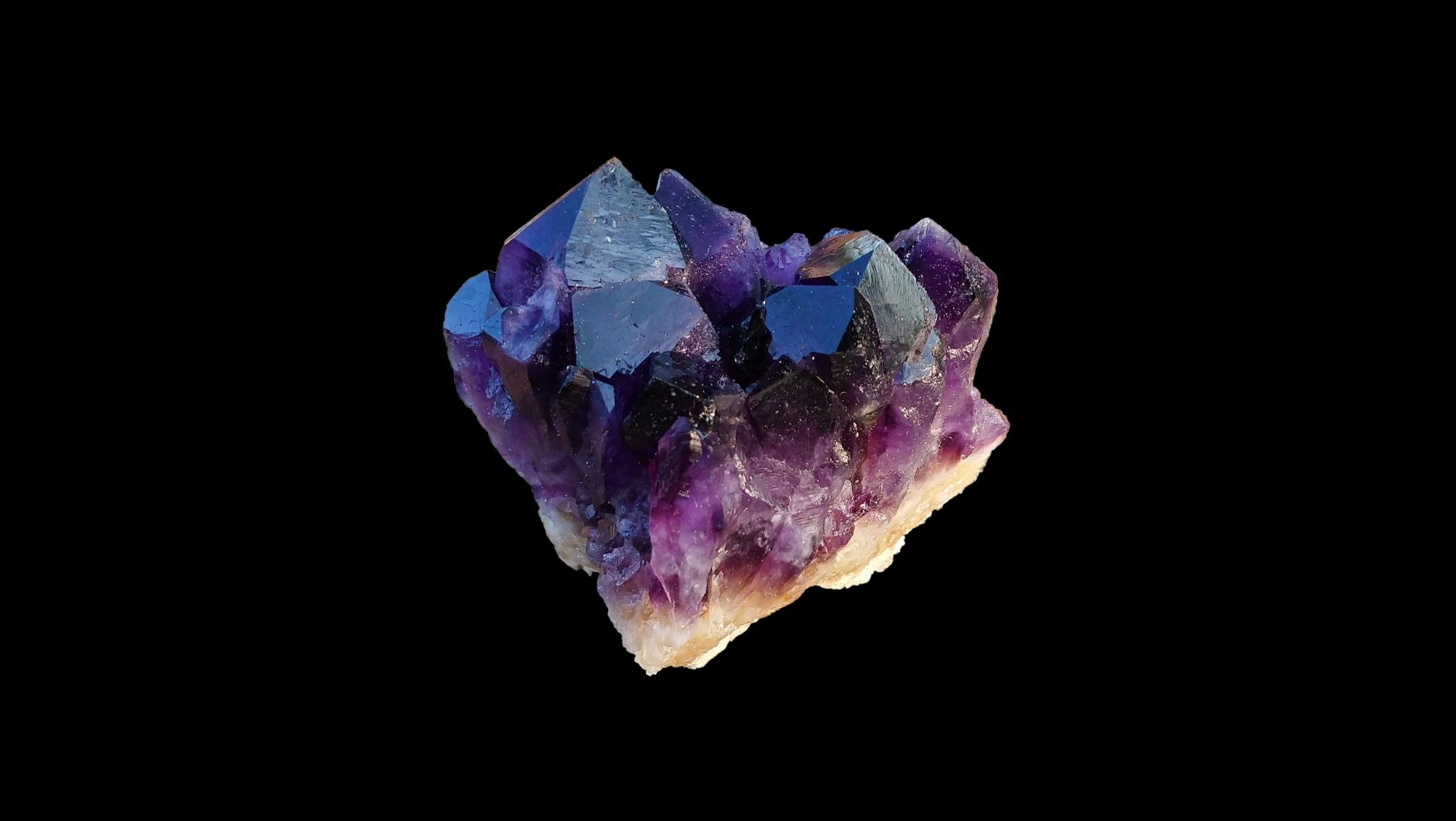 Améthyste à cristaux pseudo-cubiques